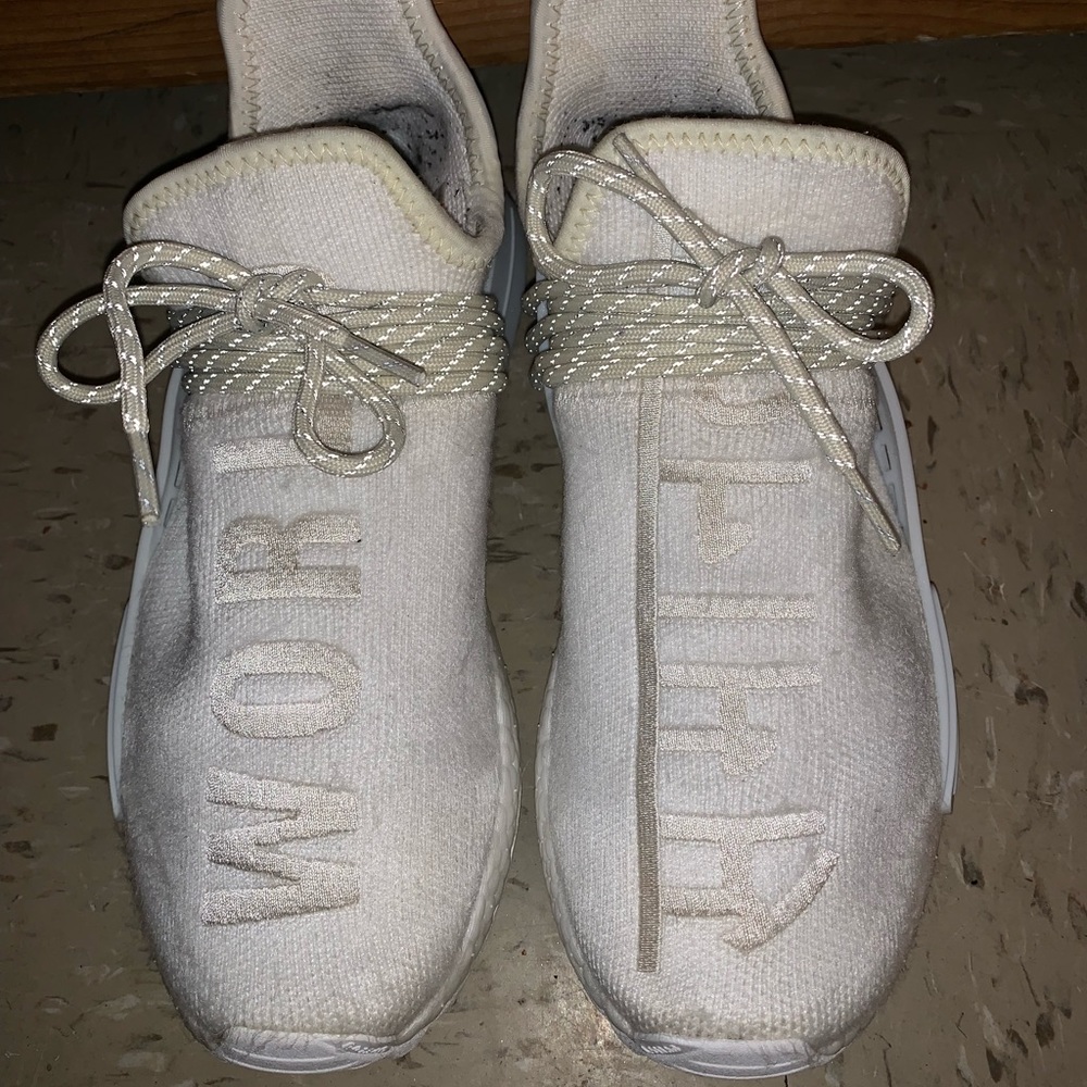 Adidas human race holi canvas men’s sz 8 used